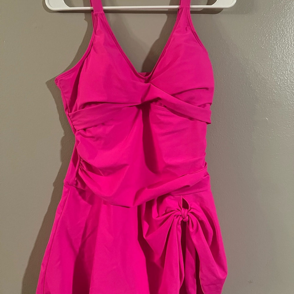 Vibrant Pink Sleeveless shaping swimsuit